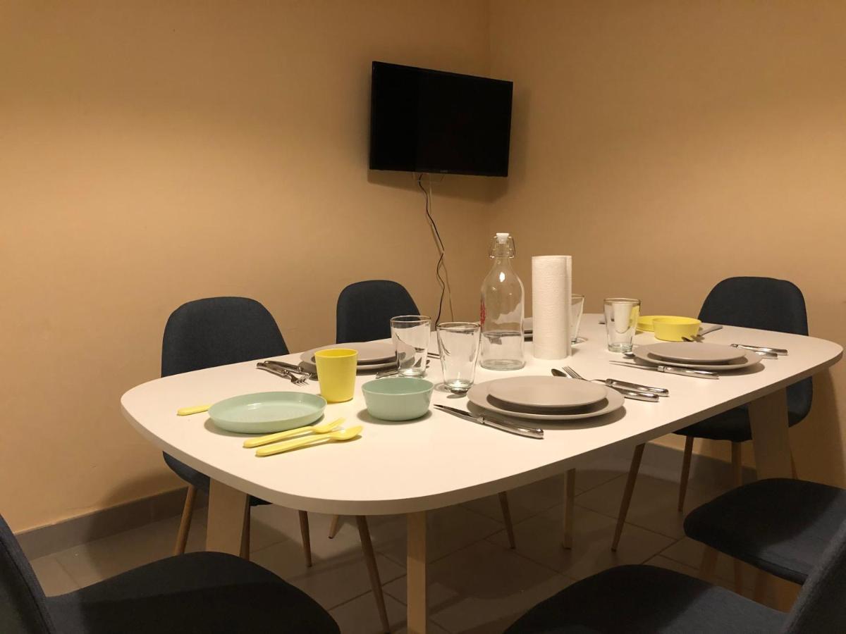 Magnifique Appartement Tout Equipe - 6 Personnes Le Puy-en-Velay Buitenkant foto